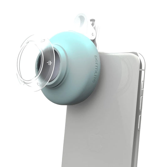 Smartphone-Based Dermlite Hüd2 Dermatoscope With Universal Clip